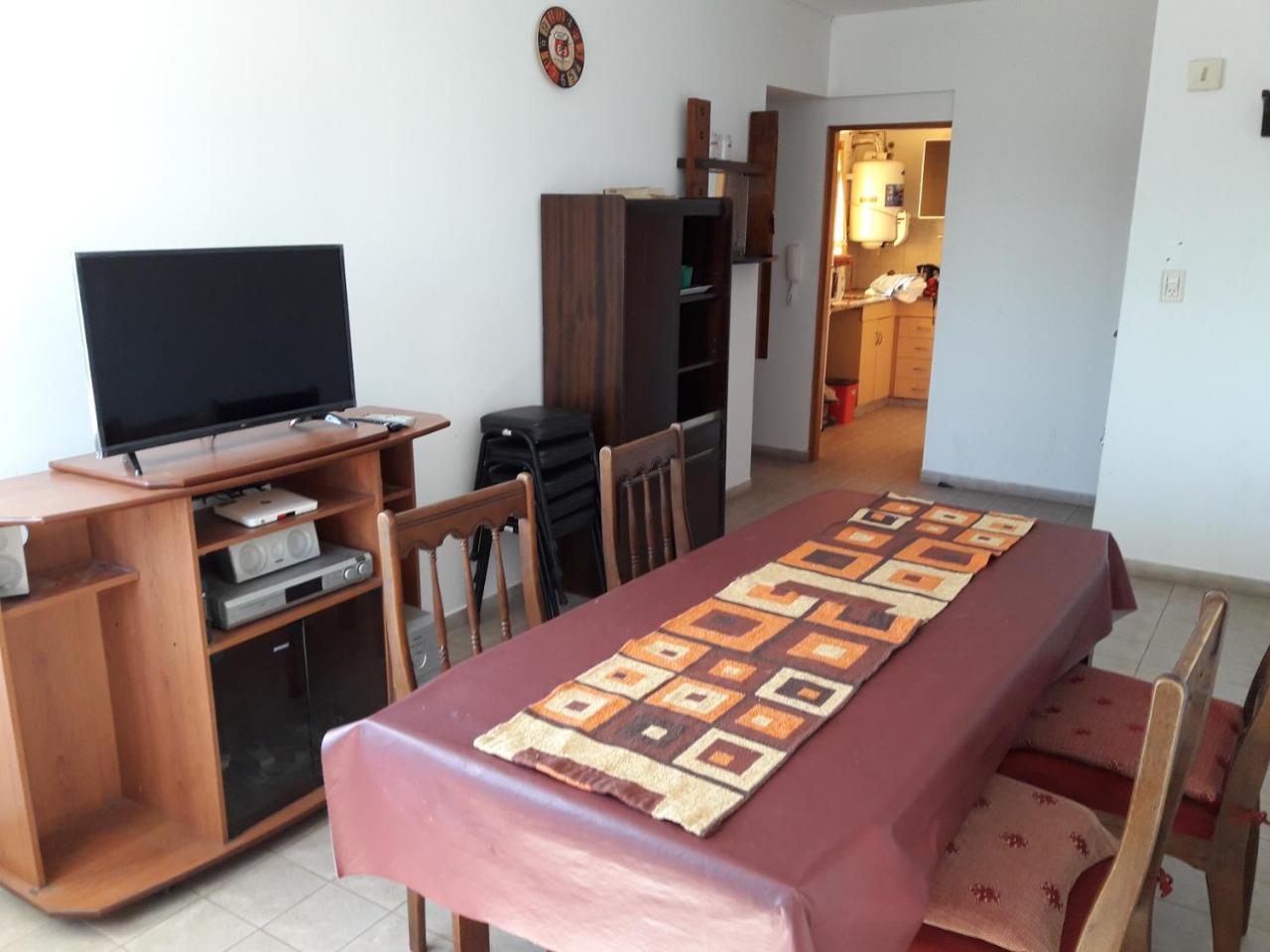 Departamento Avda Belgrano Sur 367 Con Cochera Privada
